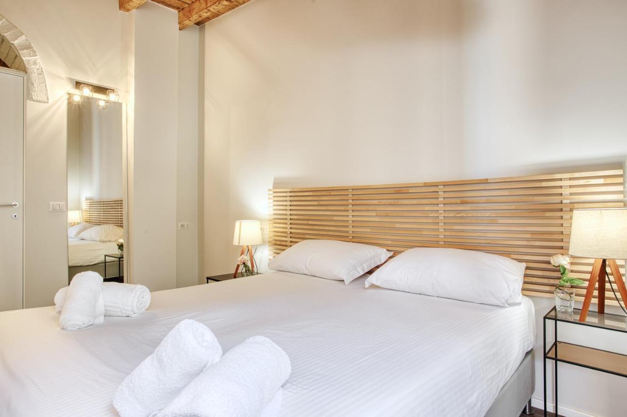 Joivy Delightful 1-Bed Flat In The Centre Of Milan Apartment Bagian luar foto