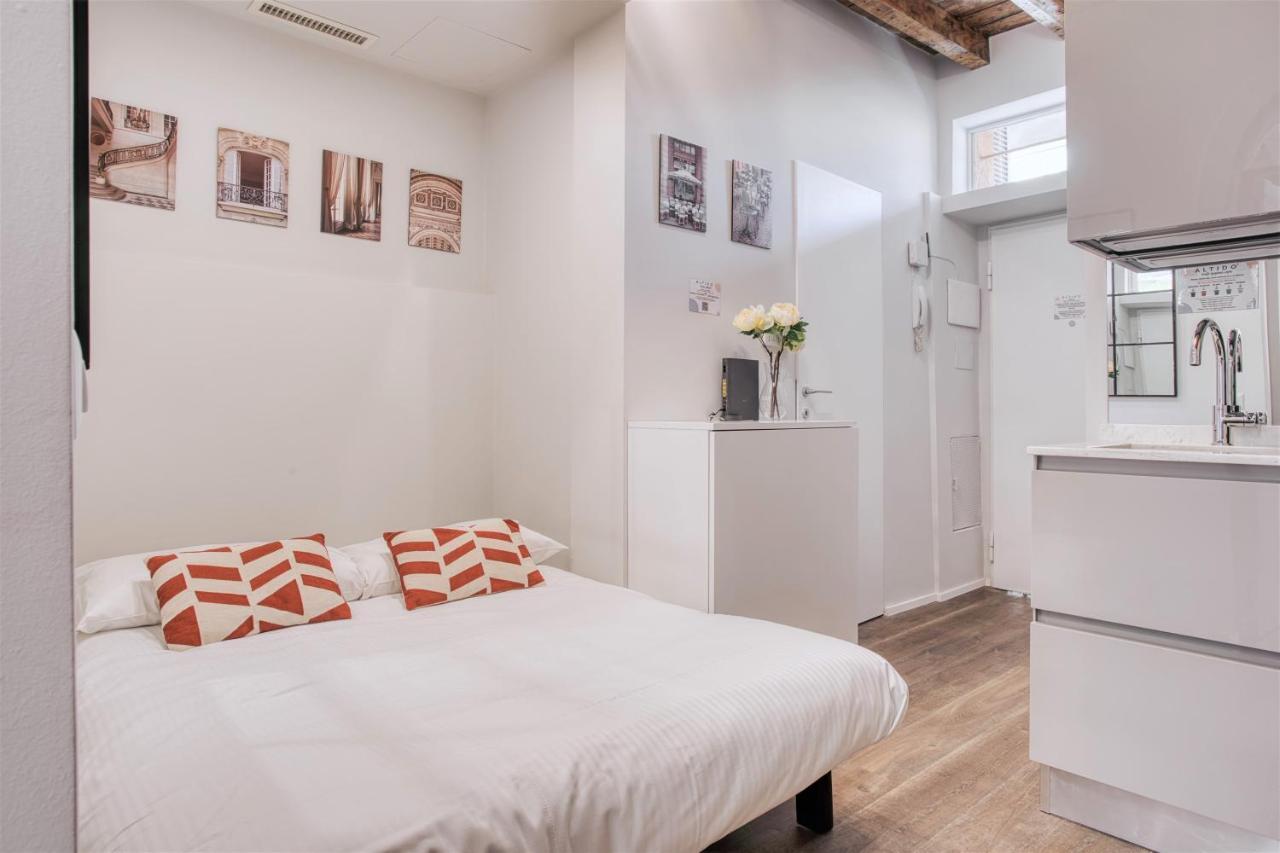 Joivy Delightful 1-Bed Flat In The Centre Of Milan Apartment Bagian luar foto